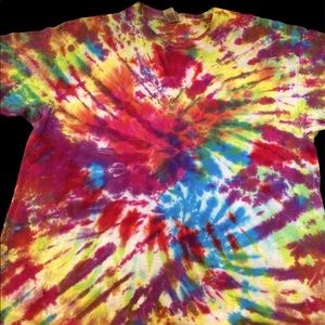 Mens XL tie dye T-shirt. Hand made. Gildan 100% cotton.